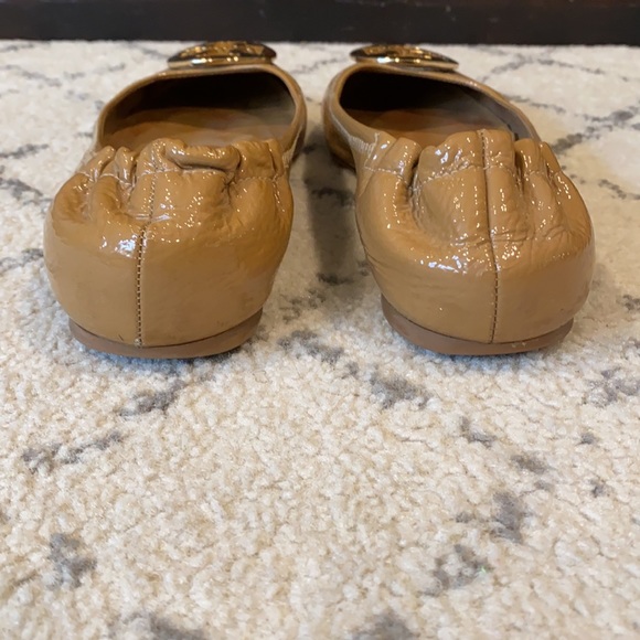 Tory Burch Reva Tumbled Patent Leather Ballerina Flat - Picture 4 of 9
